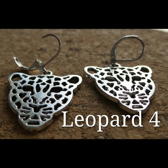 Leopard Lever Back SilverTone Earrings - Picture 1 of 2